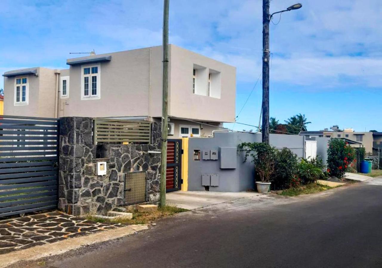 R Garden Villa Au Calme De Baie Du Tombeau, Appartement Familiale De 3 Chambres Et Cuisine Dış mekan fotoğraf
